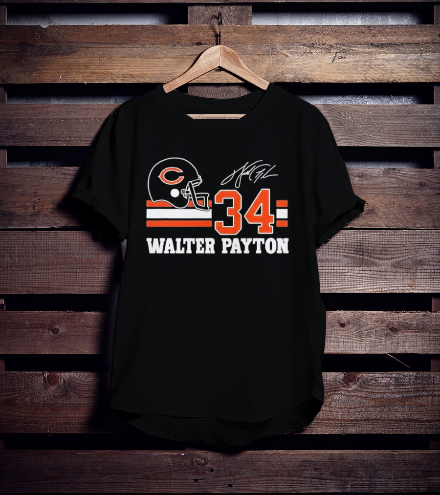 Chicago Bears Walter Payton 34 Distressed Helmet Stripes Signature T-Shirt