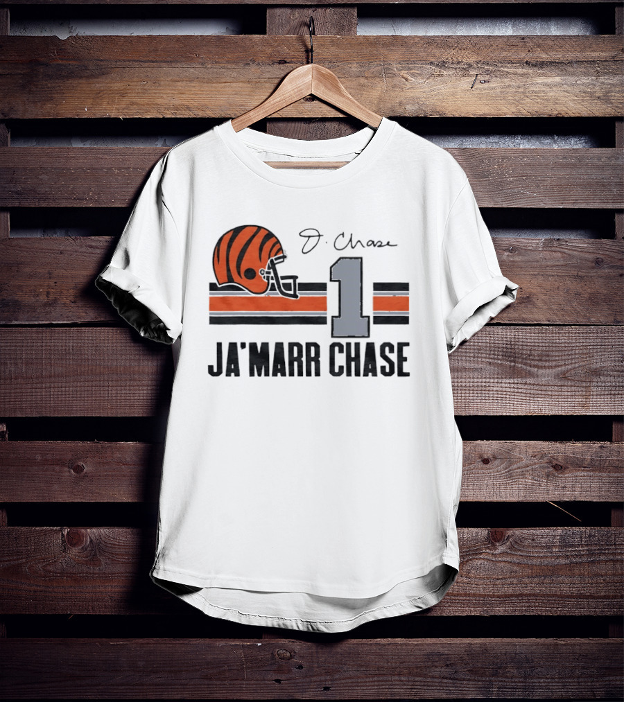 Cincinnati Bengals Ja'Marr Chase Helmet 1 J Signature Stripes Wood Texture T-Shirt