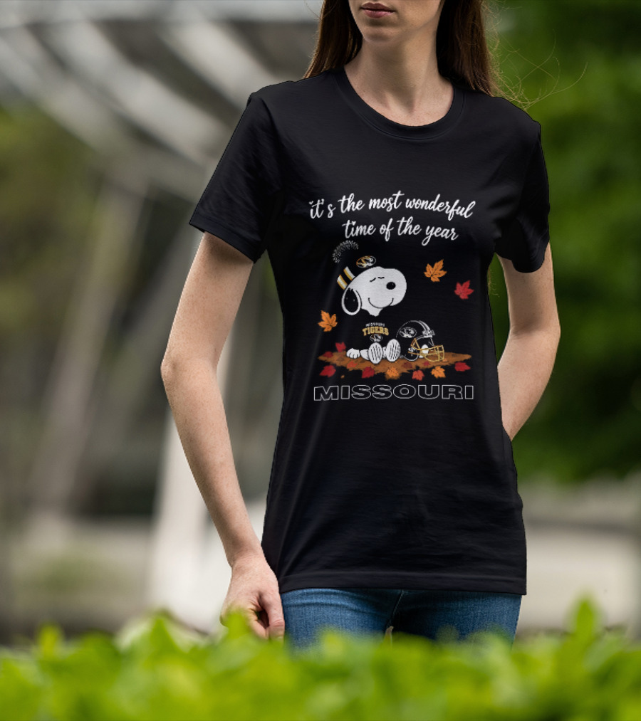 Missouri Snoopy Tigers Most Wonderful Time Of The Year NCAA Football Fall Leaves T-Shirt