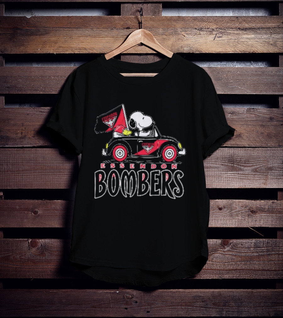 Essendon Bombers Snoopy Woodstock Driving Classic Car With Flag T-Shirt