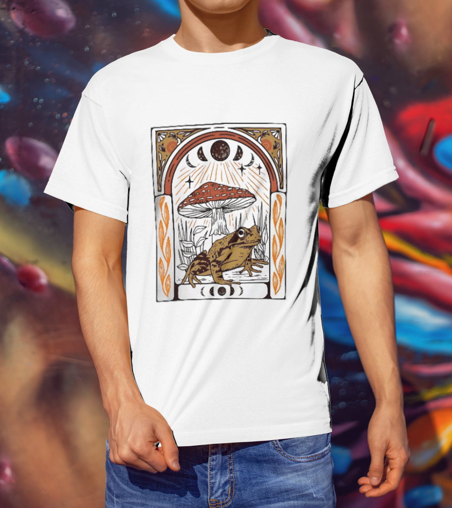 Toad With Amanita Mushroom And Celestial Moon Phases Tarot Aesthetic T-Shirt