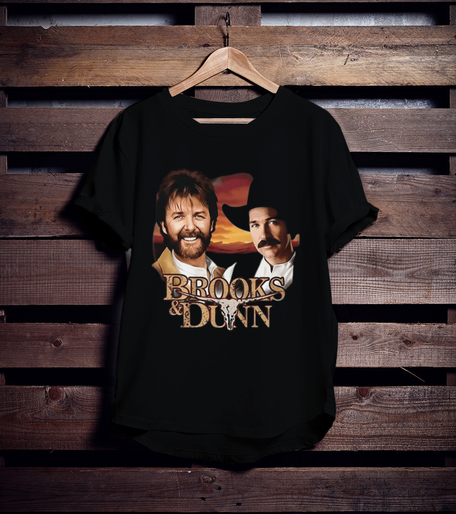 Brooks And Dunn Von Miller Dallas Cowboys Sunset T-Shirt
