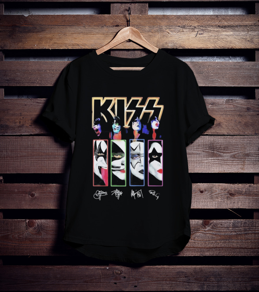 KISS Band Members Faces And Autographs Signature T-Shirt