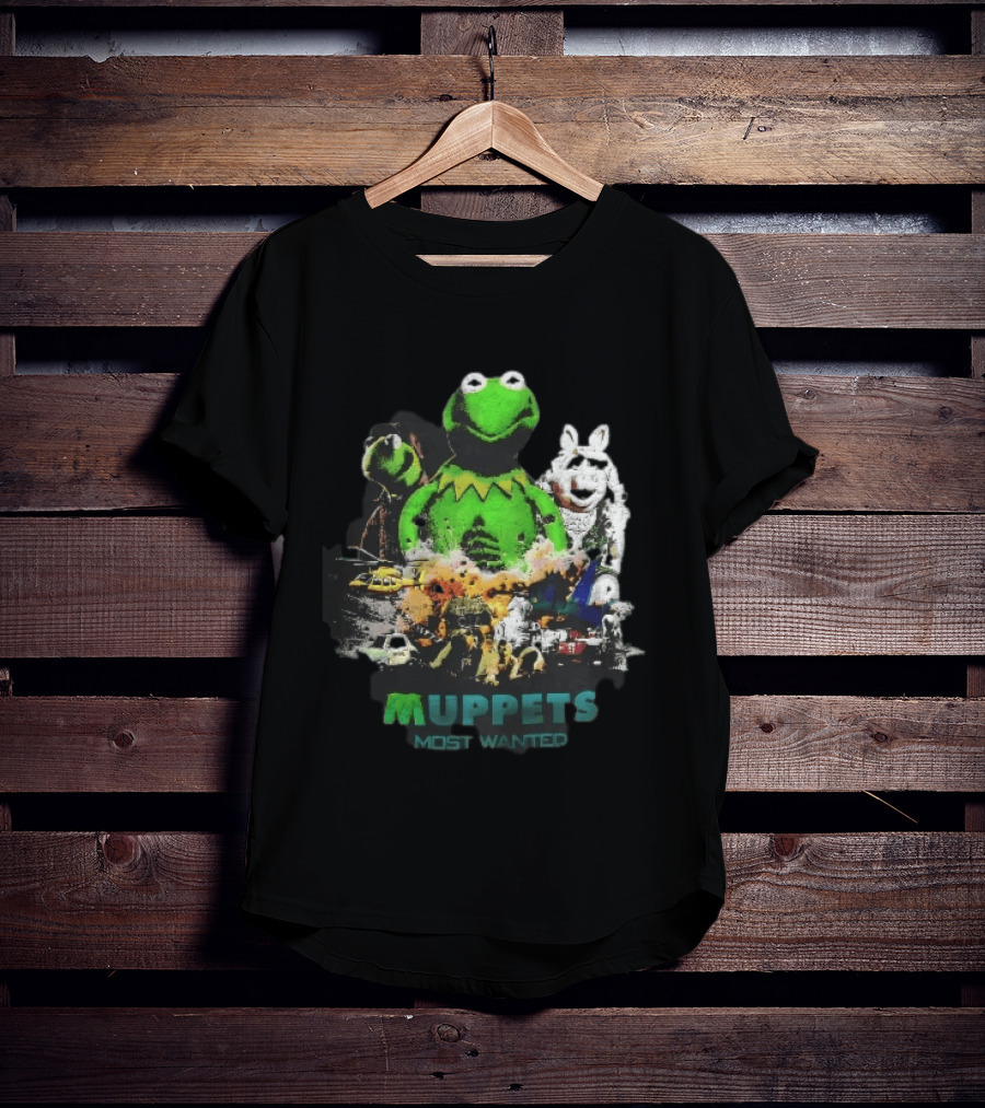 Muppets Most Wanted Kermit Frog Miss Piggy Explosion Helicopter Collage T-Shirt