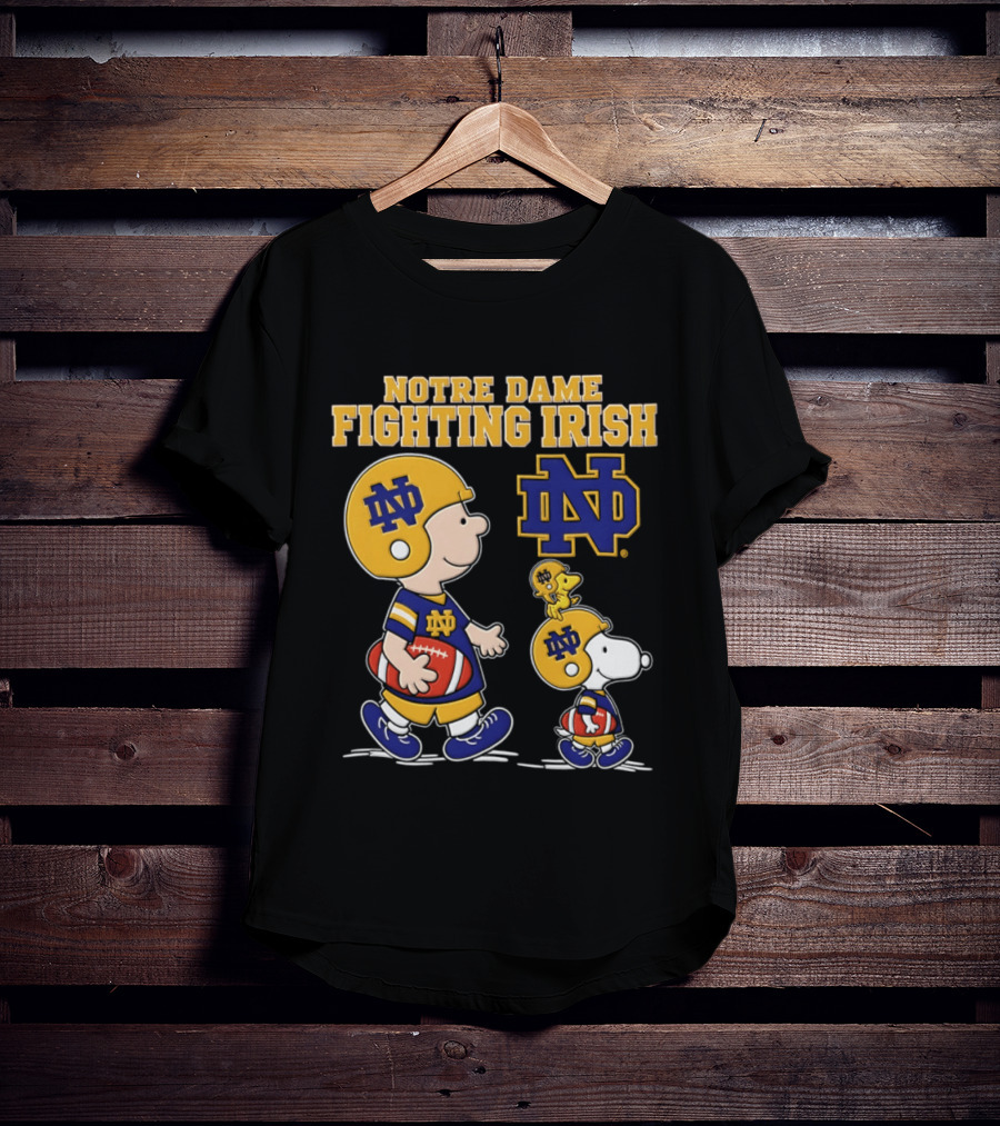 Notre Dame Fighting Irish Snoopy Charlie Brown Football 2026 Peanuts T-Shirt