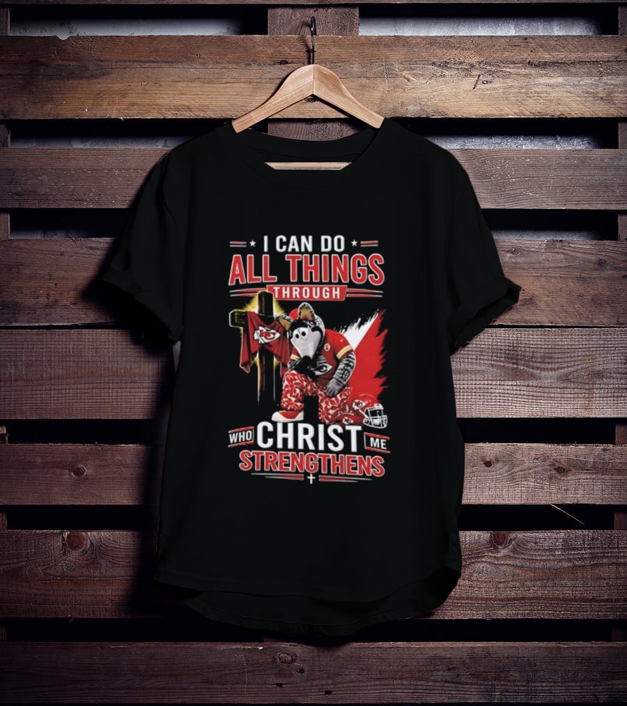 I Can Do All Things Through Christ Who Strengthens Me Kansas City Chiefs Football Player Kneeling Prayer Cross T-Shirt