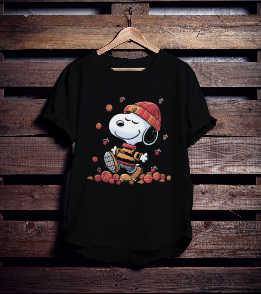 Miami Heat NBA Snoopy Walking Beanie Striped Flaming Basketballs Black T-Shirt