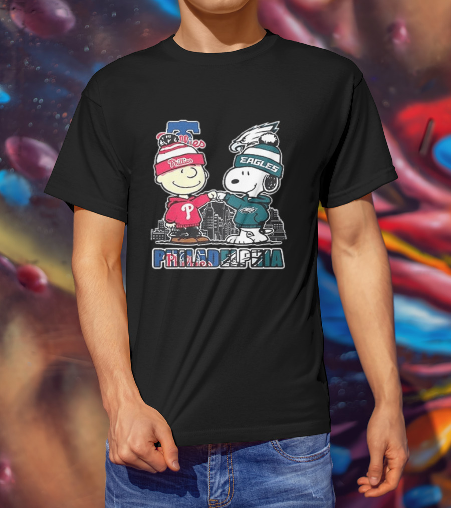 Phillies Eagles Fans Snoopy Philadelphia Collaboration T-Shirt