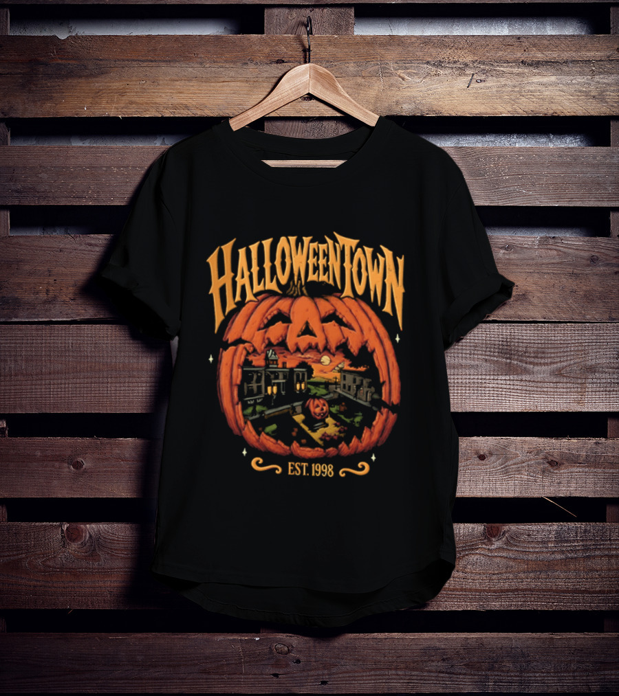 Halloweentown Est 1998 Giant Pumpkin Town Square Portal Scene T-Shirt