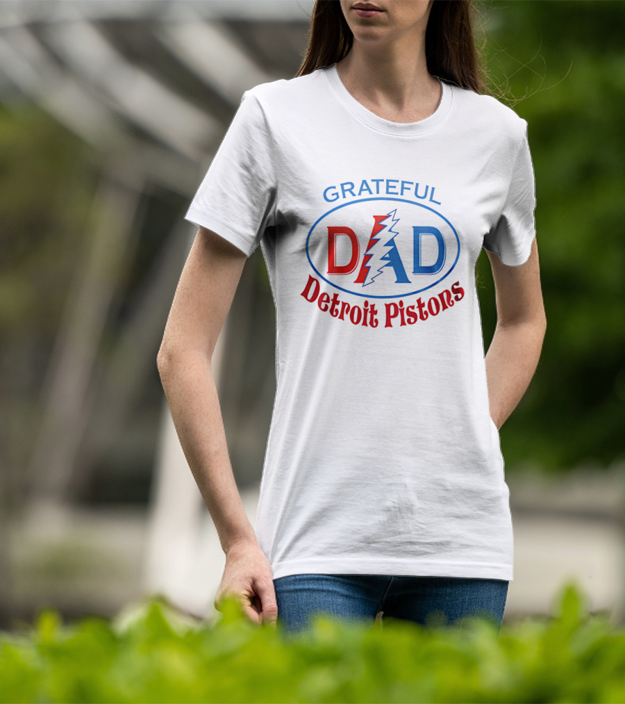 Grateful Dad Detroit Pistons Lightning Bolt T-Shirt