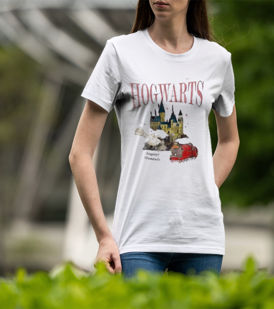 Hogwarts Castle Red Express Steam Train Magical Moments Hedwig Snowy Owl Watercolor T-Shirt