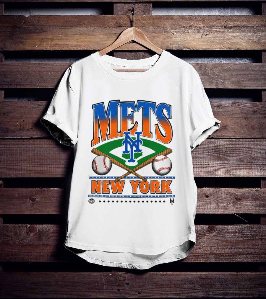 Mets New York Baseball NYC Team Two Bats Two Baseballs Crossed Bat T-Shirt