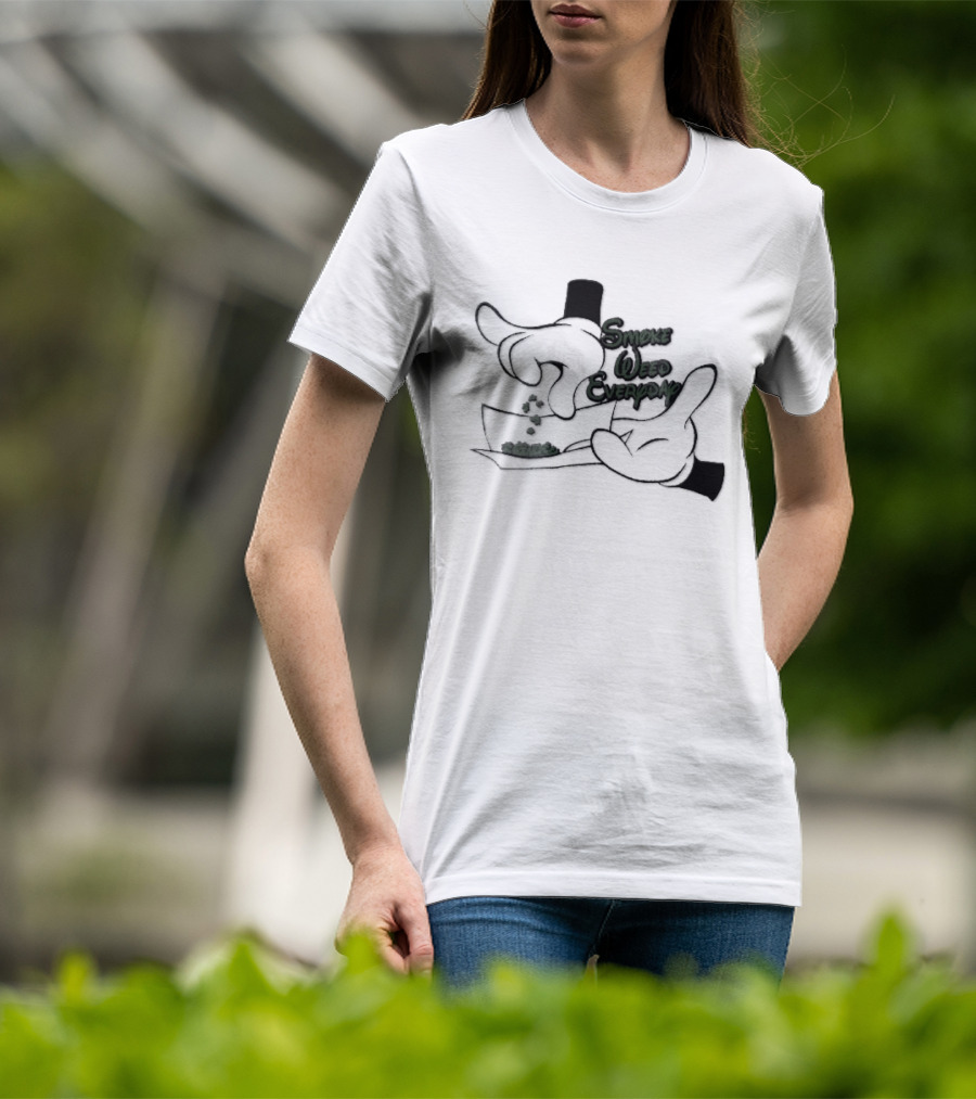 Cartoon Smoke Weed Everyday Gloved Hands Rolling Paper T-Shirt