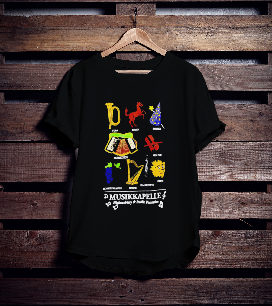 Musikkapelle Highsnobiety And Public Possession Tuba Speed Zauber Akkordeon Wolke Hopfentruabe Harfe Klarinet Löwe T-Shirt
