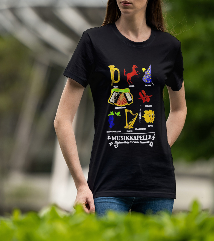 Musikkapelle Highsnobiety And Public Possession Tuba Speed Zauber Akkordeon Wolke Hopfentruabe Harfe Klarinet Löwe T-Shirt