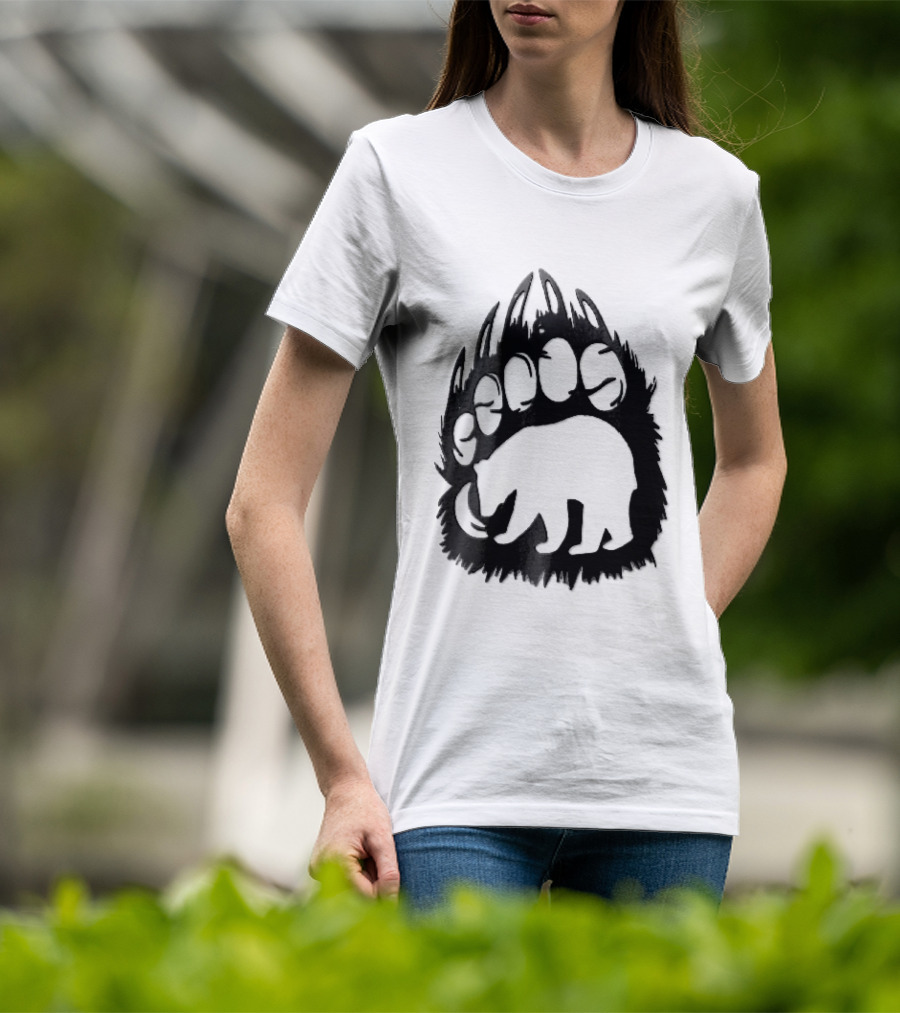 Black Sharp Clawed Grizzly Bear Paw Walking Silhouette Animal Print T-Shirt