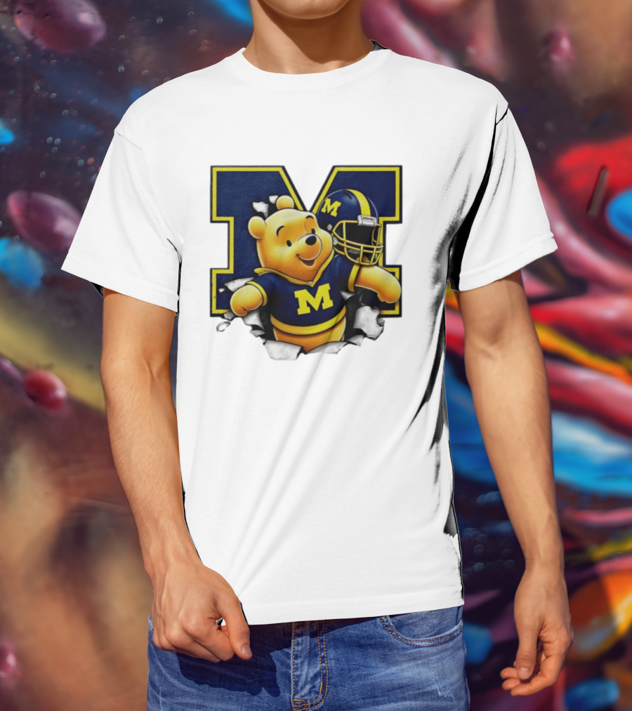Winnie The Pooh Michigan Wolverines Football M Helmet T-Shirt