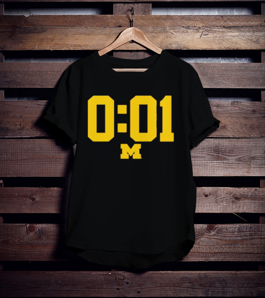 Michigan Wolverines 0.01 Seconds M T-Shirt