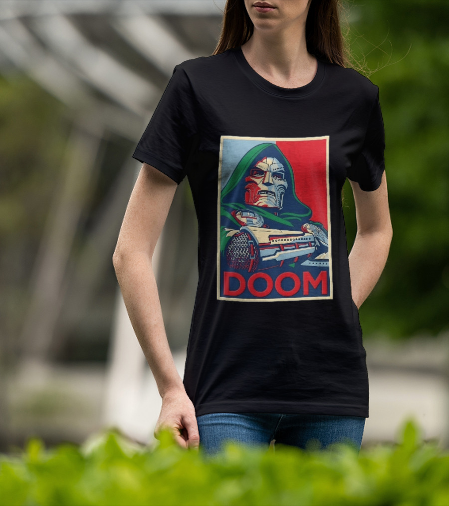 Doom Supervillain Mask Hooded Armored Gauntlets Red Blue T-Shirt