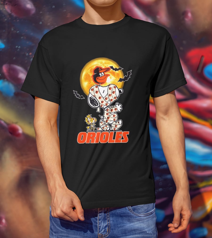 Baltimore Orioles Halloween Snoopy Woodstock Mummy Cosplay Moon Bats T-Shirt