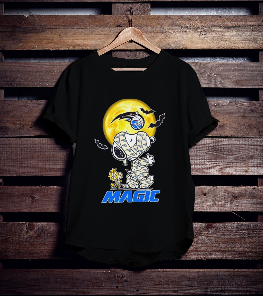 Orlando Magic Snoopy Woodstock Halloween Mummy Cosplay With Moon And Bats T-Shirt