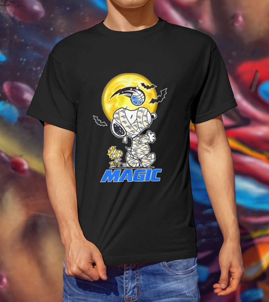 Orlando Magic Snoopy Woodstock Halloween Mummy Cosplay With Moon And Bats T-Shirt