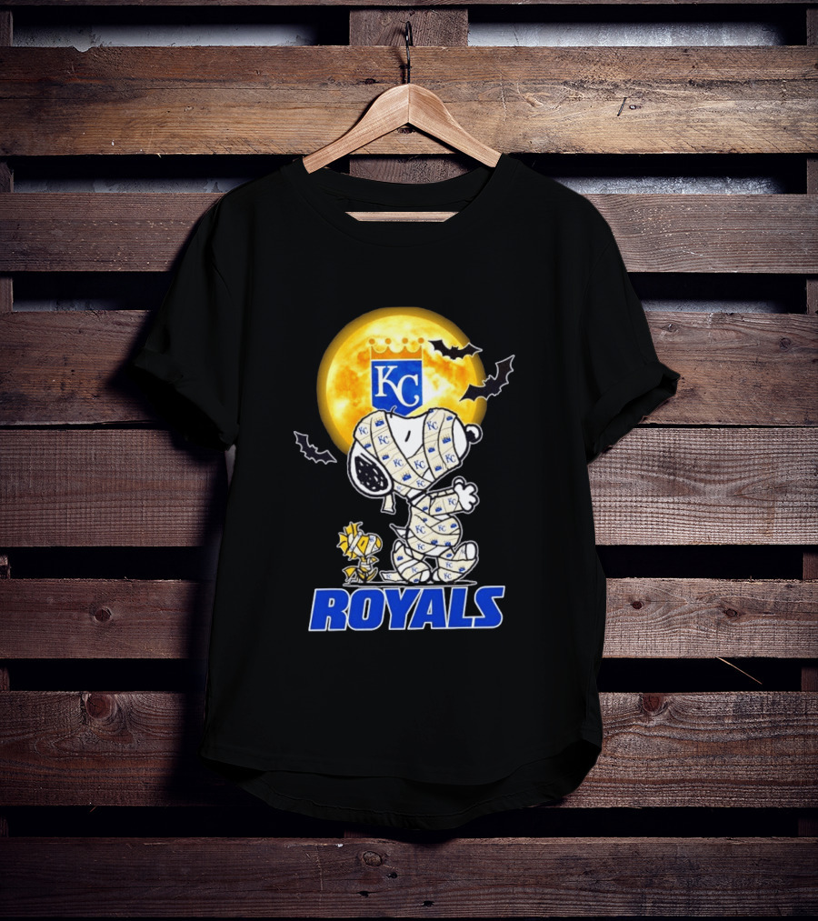 Kansas City Royals Snoopy Woodstock Mummy Halloween Moon Bats T-Shirt