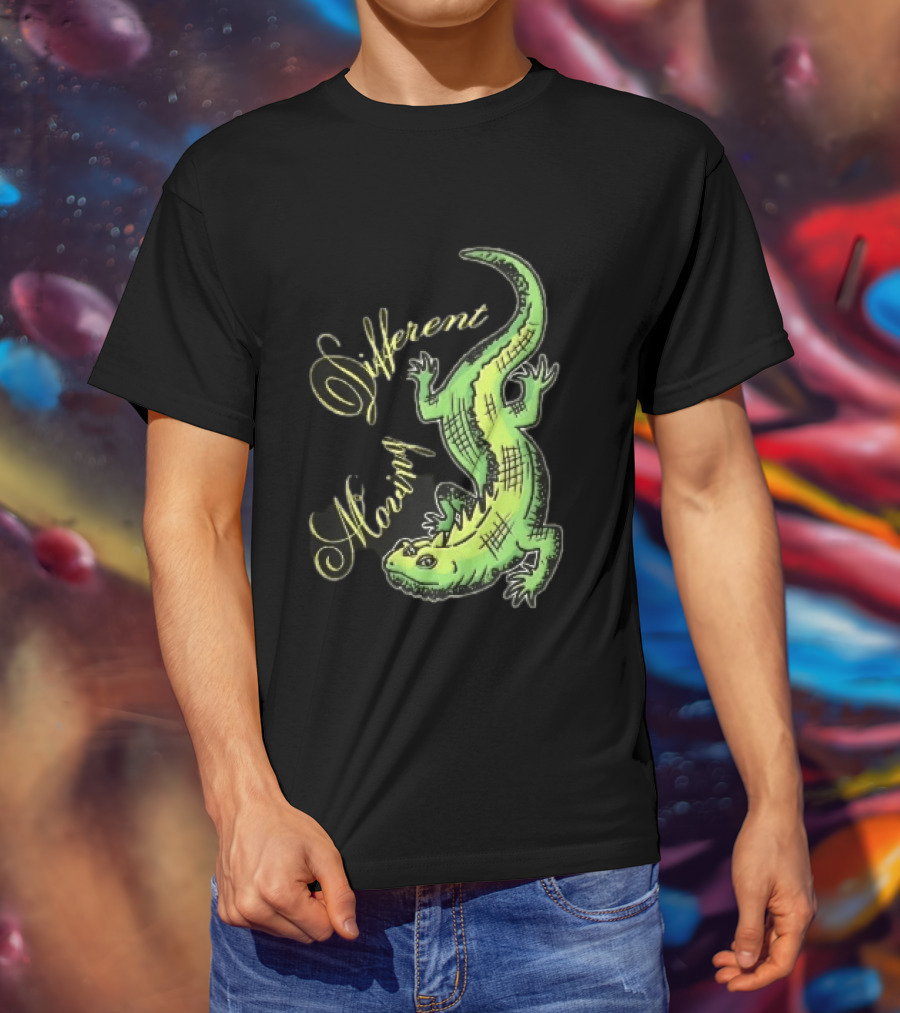 Different Moving Green Lizard Iguana Line Sketch T-Shirt