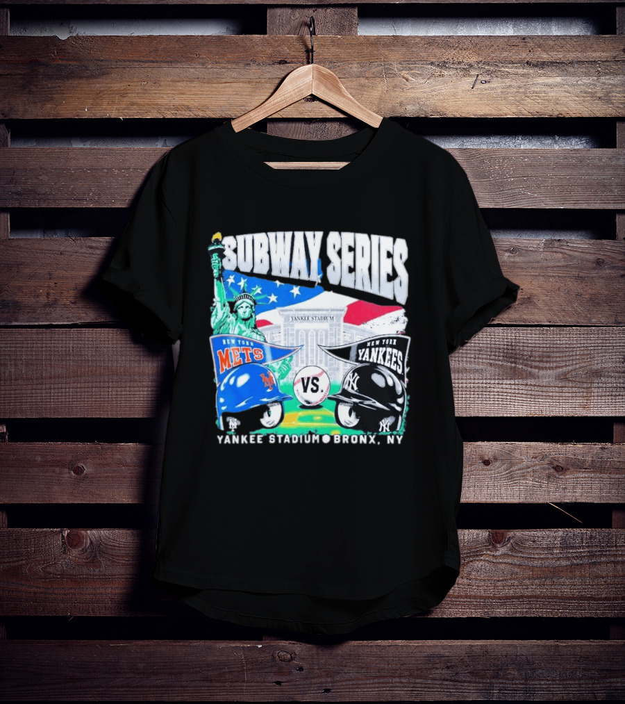 Subway Series Yankee Stadium Bronx NY Mets Yankees Statue Of Liberty T-Shirt