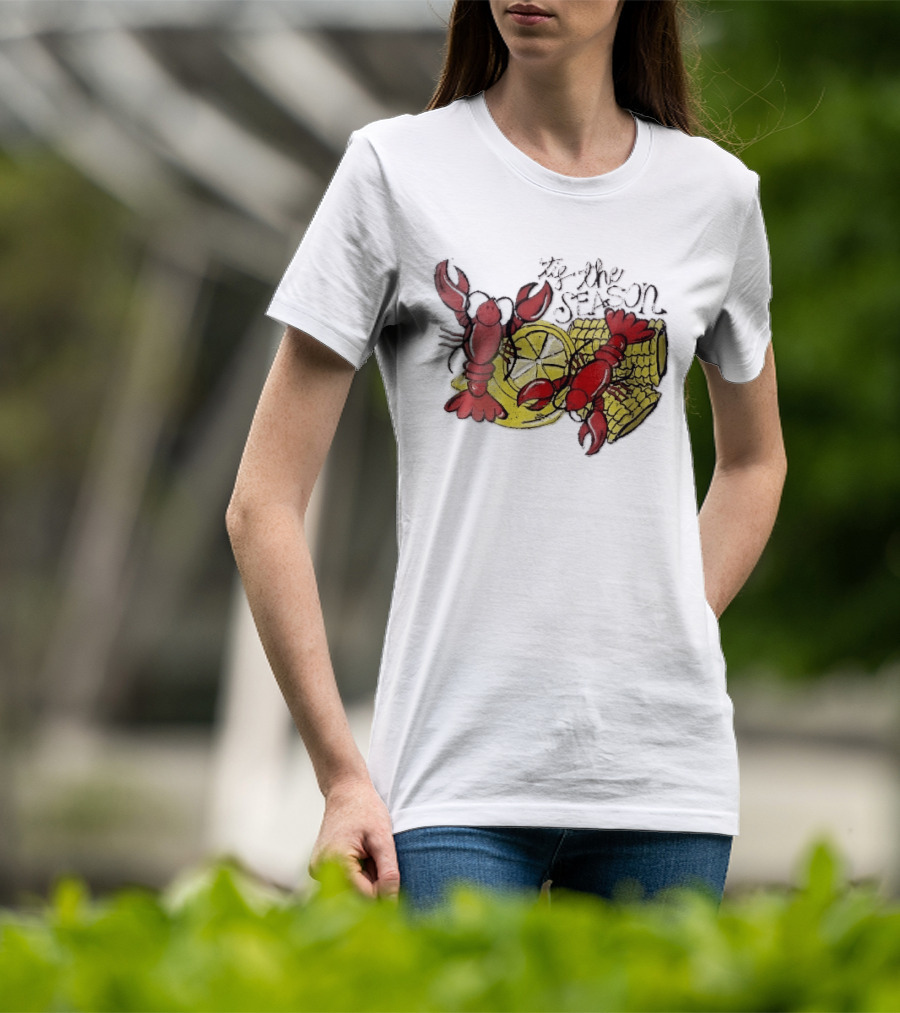 Tis The Season Distressed Cartoon Crawfish Lemon Corn Cob Fun T-Shirt