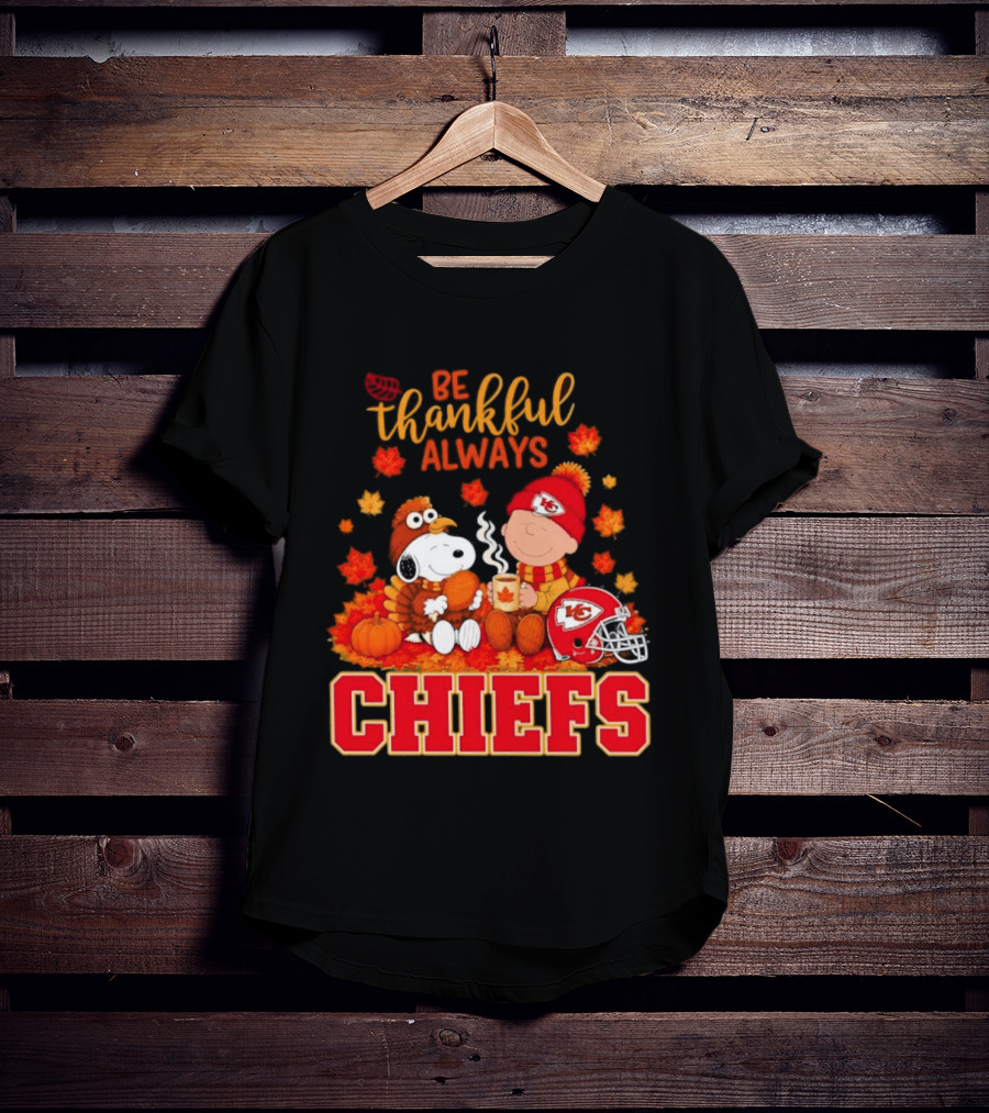 Be Thankful Always Snoopy Charlie Brown Chiefs Fall Leaves T-Shirt
