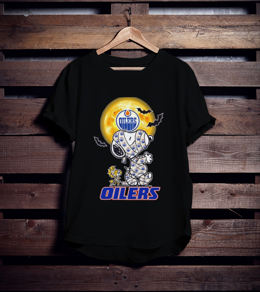 Edmonton Oilers Snoopy Woodstock Halloween Mummy Moon Bats T-Shirt