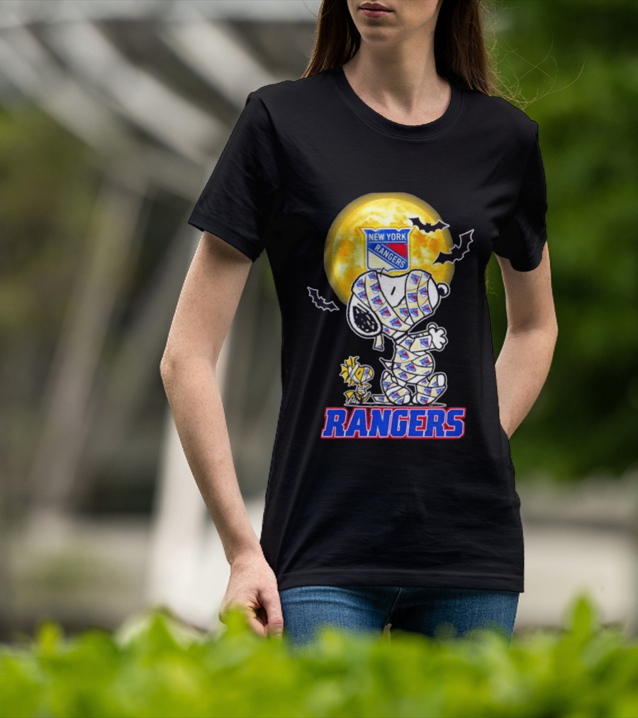 New York Rangers Snoopy Woodstock Cosplay Mummy Halloween Moon Bats T-Shirt