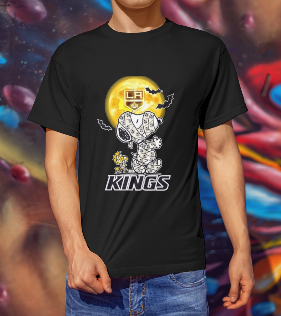 Los Angeles Kings Snoopy Woodstock Mummy Halloween Moon T-Shirt