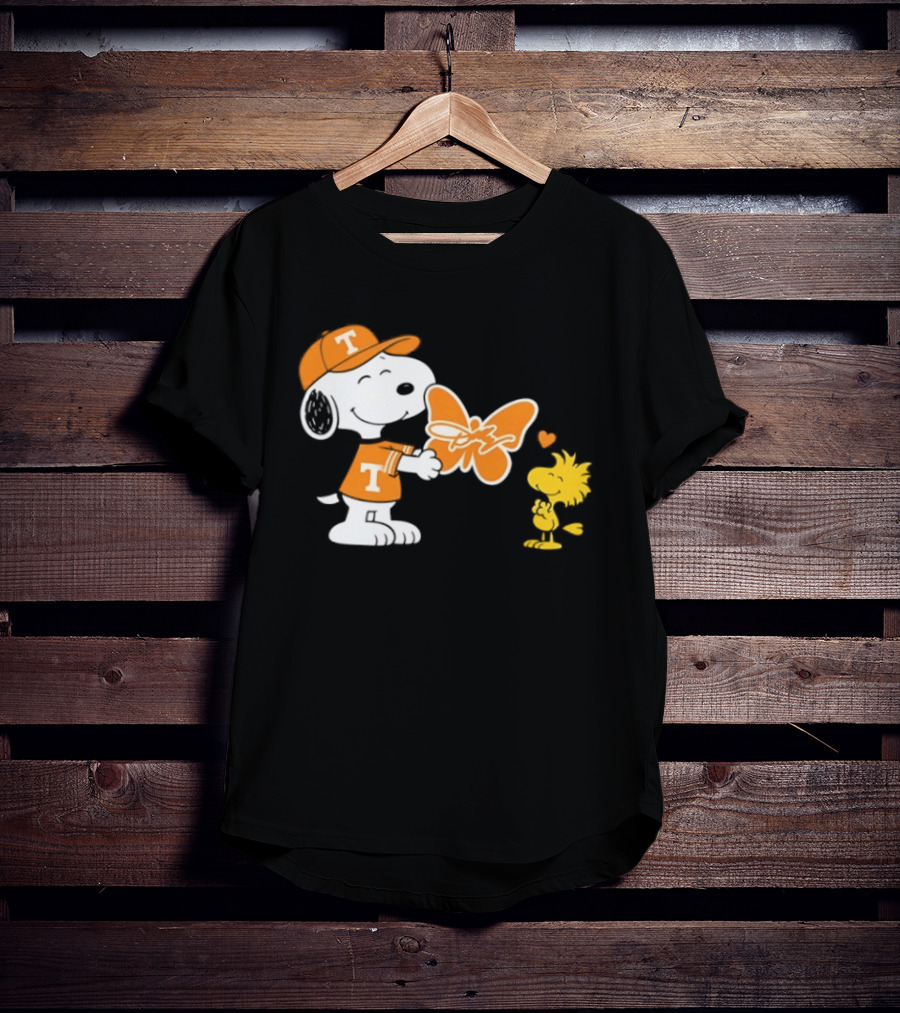 Snoopy Tennessee Volunteers Dolly Parton Woodstock Butterfly T-Shirt