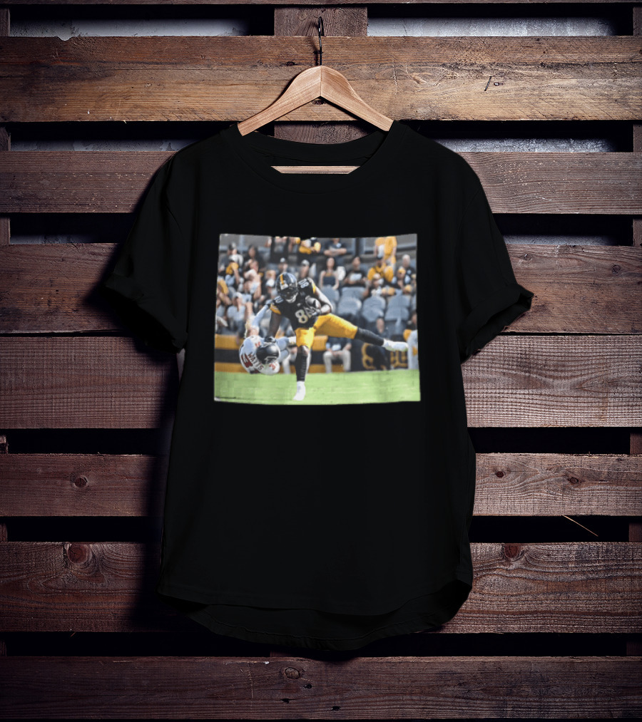 Pittsburgh Steelers Football Player Hurdling Defender Action Photo T-Shirt