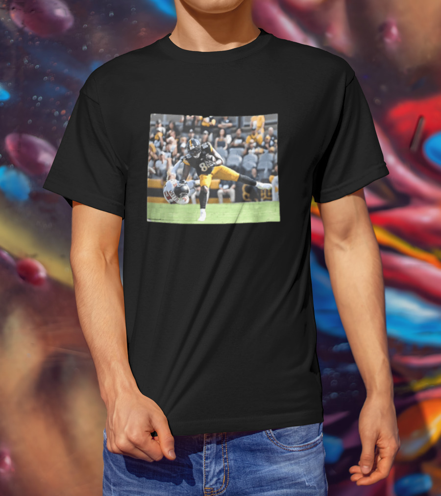 Pittsburgh Steelers Football Player Hurdling Defender Action Photo T-Shirt