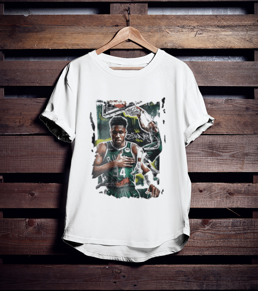 Milwaukee Bucks Giannis Dunking Greek Freak Paint Splatter Collage T-Shirt