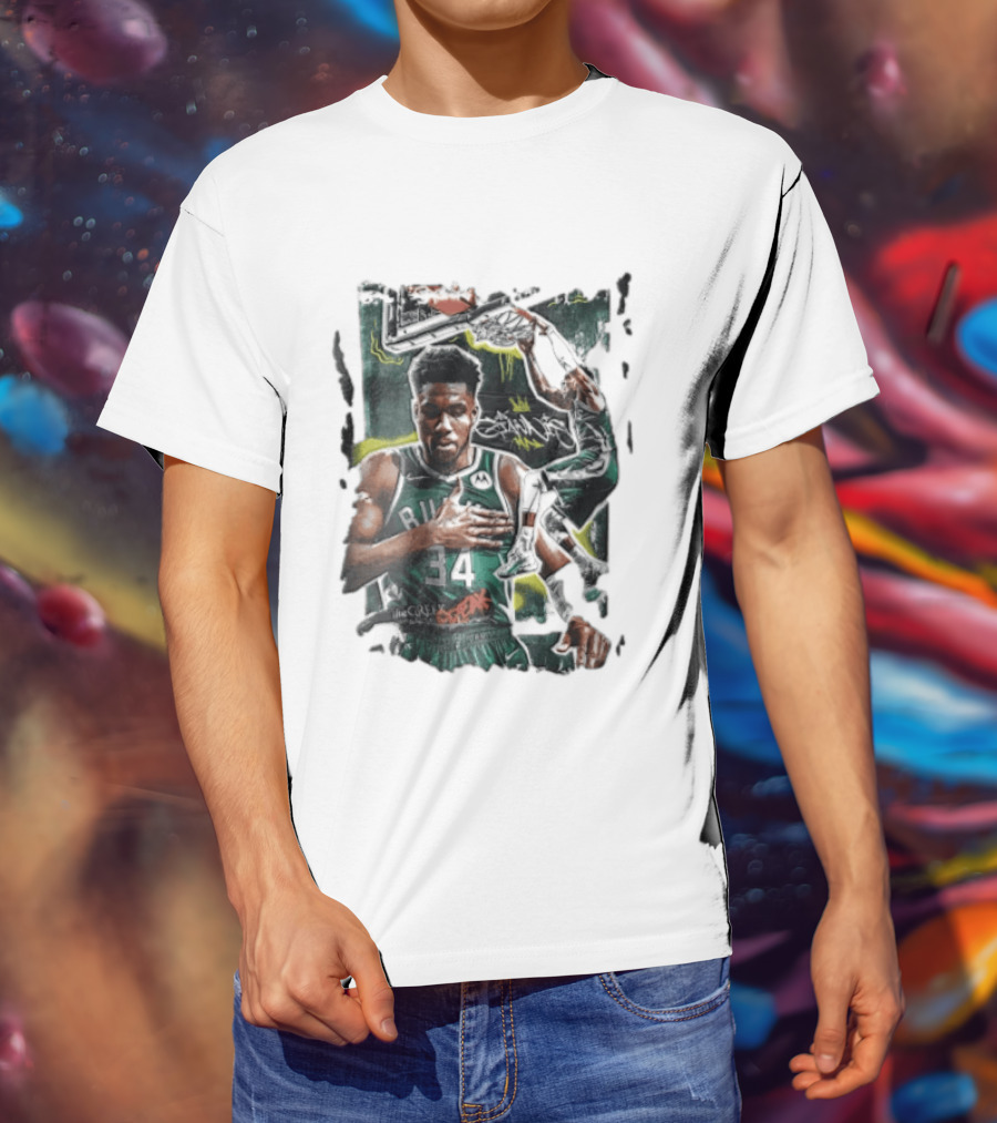 Milwaukee Bucks Giannis Dunking Greek Freak Paint Splatter Collage T-Shirt