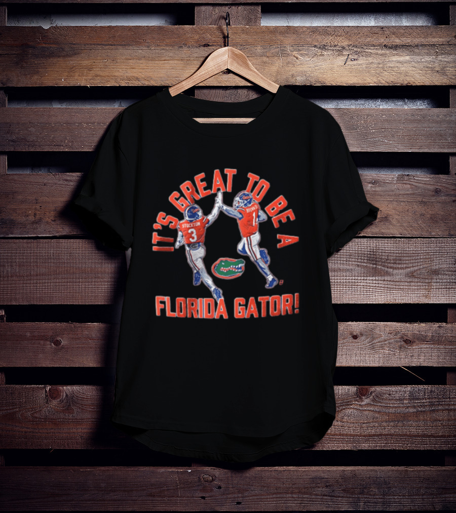 Florida Gators It's Great To Be A Gator Stockton Brown High Fiving Football Players T-Shirt