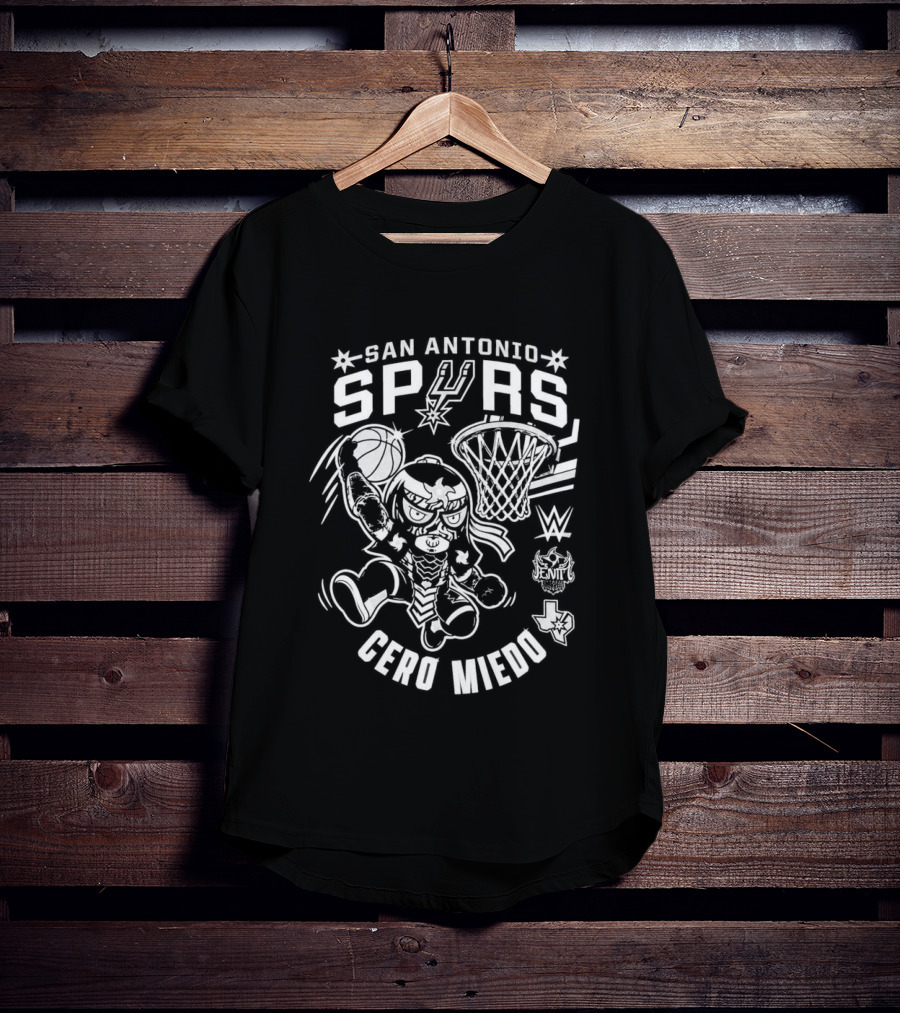 San Antonio Spurs Cero Miedo WWE Basketball 2026 Penta T-Shirt