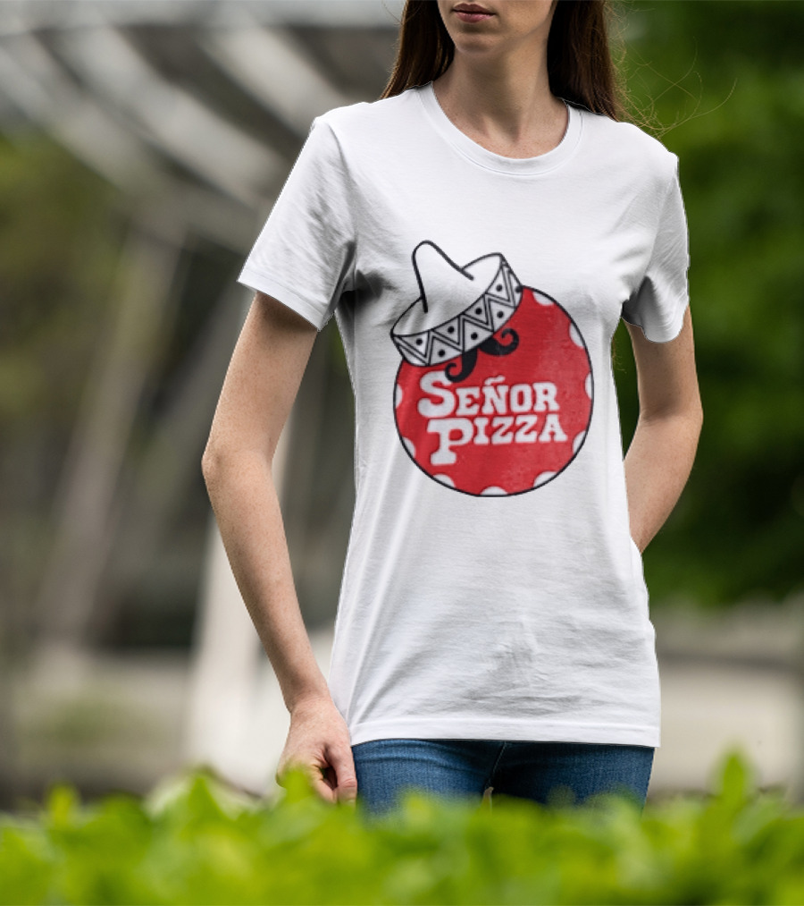 Señor Pizza Red Apron With Mustache And Patterned Collar T-Shirt