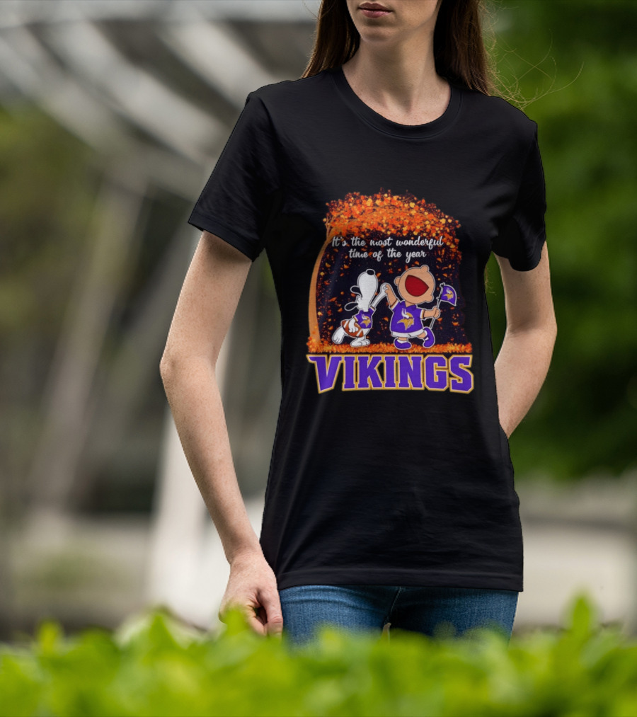 Snoopy Charlie Brown Dancing Minnesota Vikings It's The Most Wonderful Time Of The Year T-Shirt