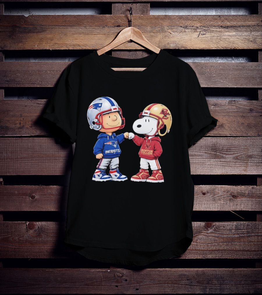 Snoopy Charlie Brown Patriots Boston College Eagles Fist Bump T-Shirt
