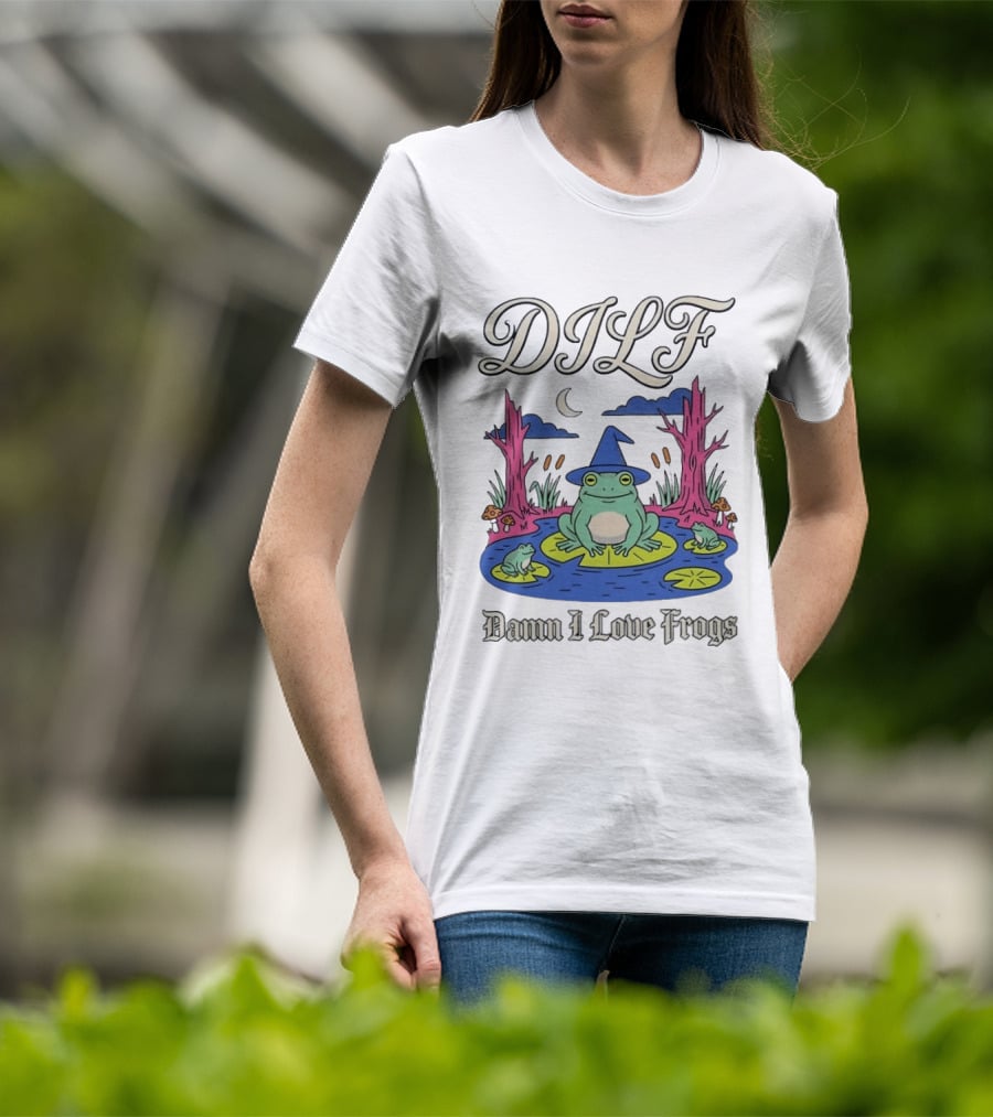 DILF Damn I Love Frogs Cartoon Frog In Pond With Wizard Hat T-Shirt