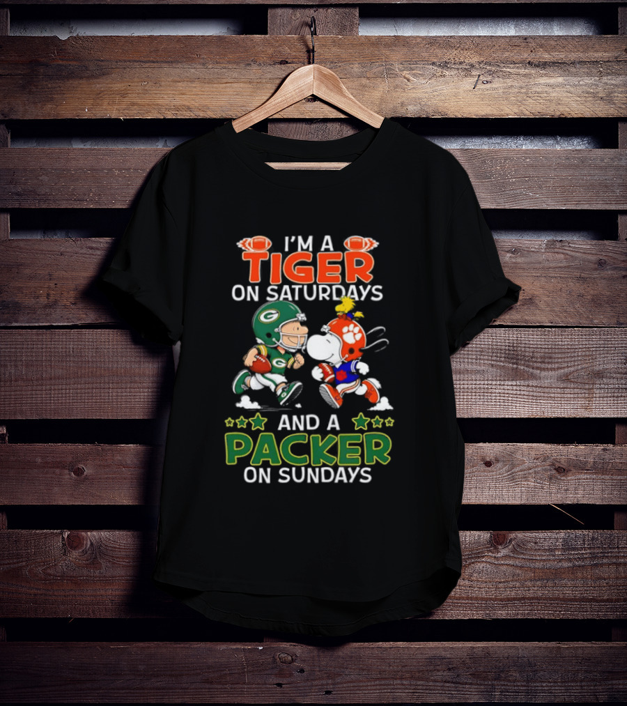 I'm A Tiger On Saturdays And A Packer On Sundays Charlie Brown Snoopy T-Shirt