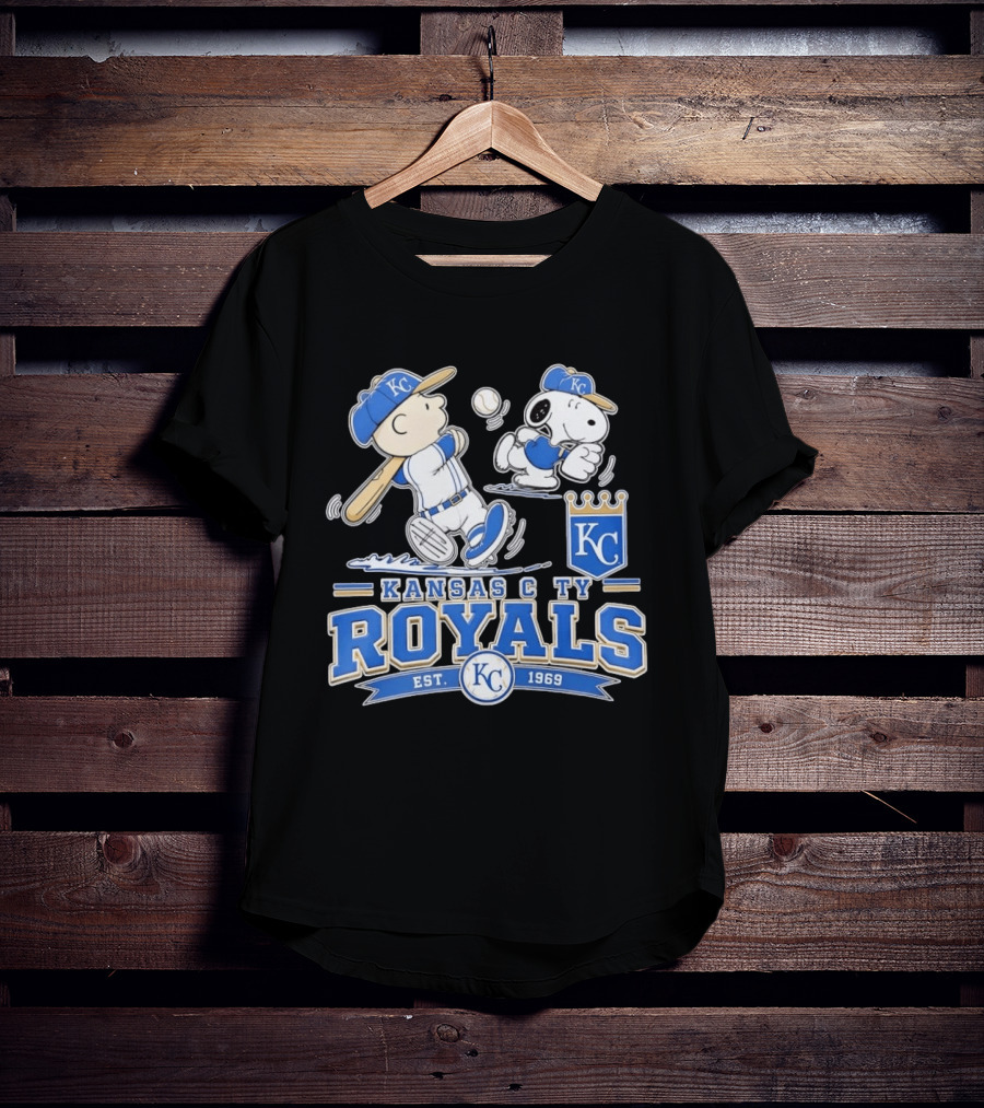 Peanuts Charlie Brown Snoopy Kansas City Royals Baseball KC Est 1969 T-Shirt