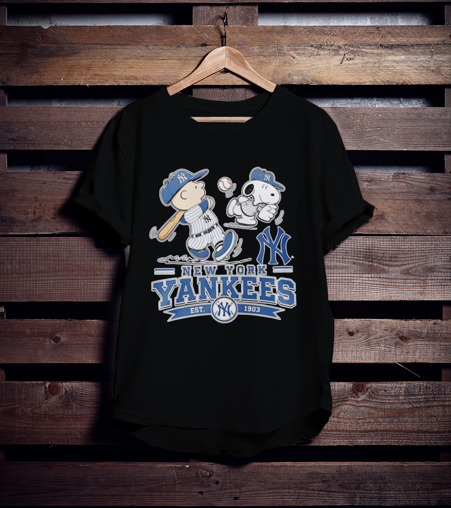Charlie Brown Snoopy New York Yankees Est 1903 T-Shirt