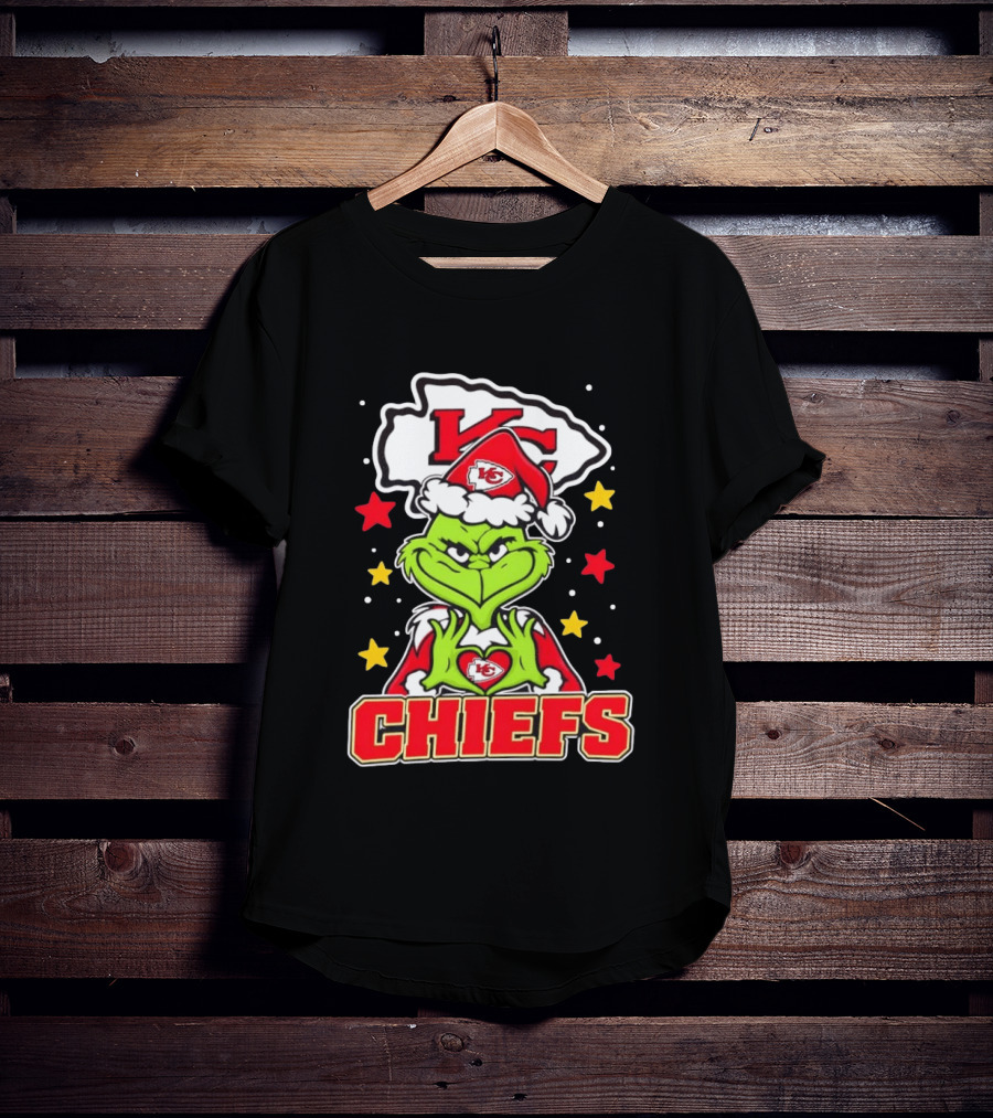Grinch Heart Love Kansas City Chiefs Christmas Football T-Shirt