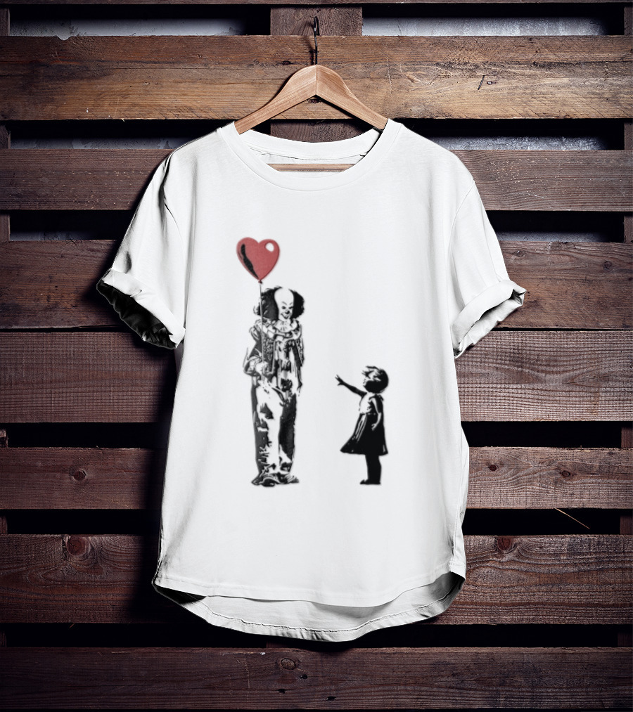 Pennywise Clown And Child With Red Heart Balloon T-Shirt